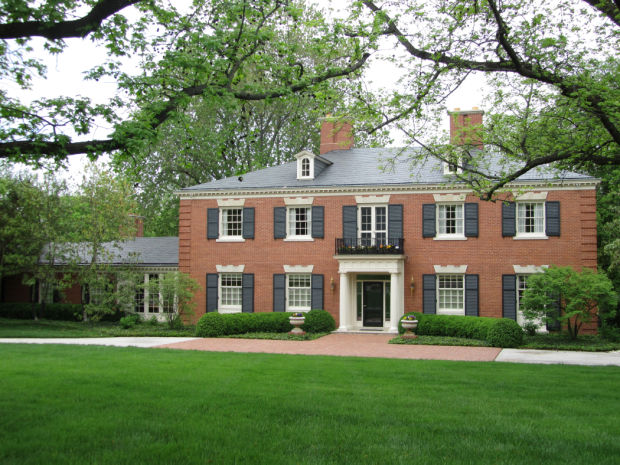 most impressive_Anne Hizar_2 bellerive country club grounds drive.jpg